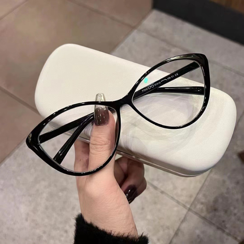 Fashionable Cat-Eye Women’s Retro Glasses - Bright Black