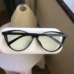 Fashionable Cat-Eye Women’s Retro Glasses - Bright Black