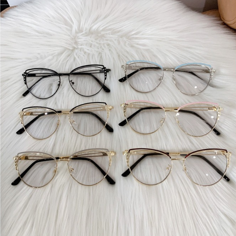 Diamond Cut Cat-Eye Frames for Women - Blue Silver