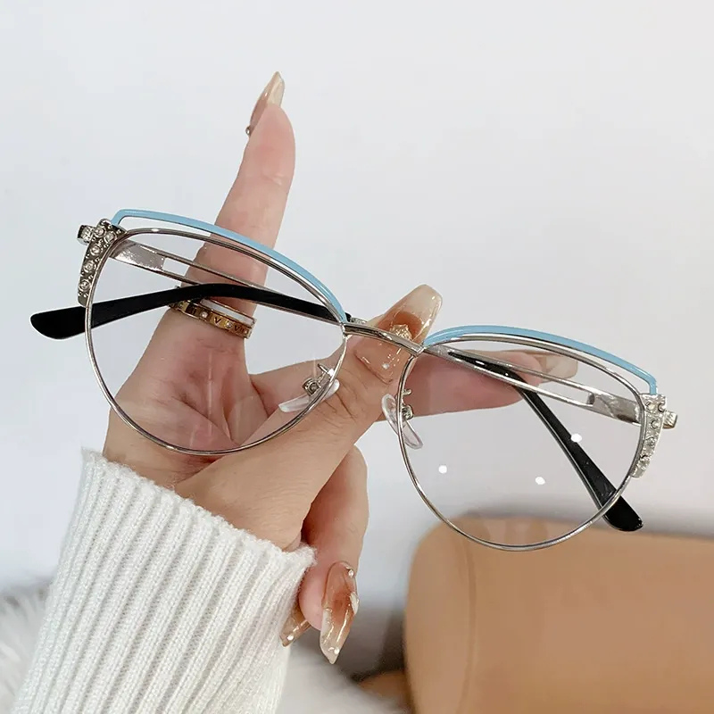 Diamond Cut Cat-Eye Frames for Women - Blue Silver