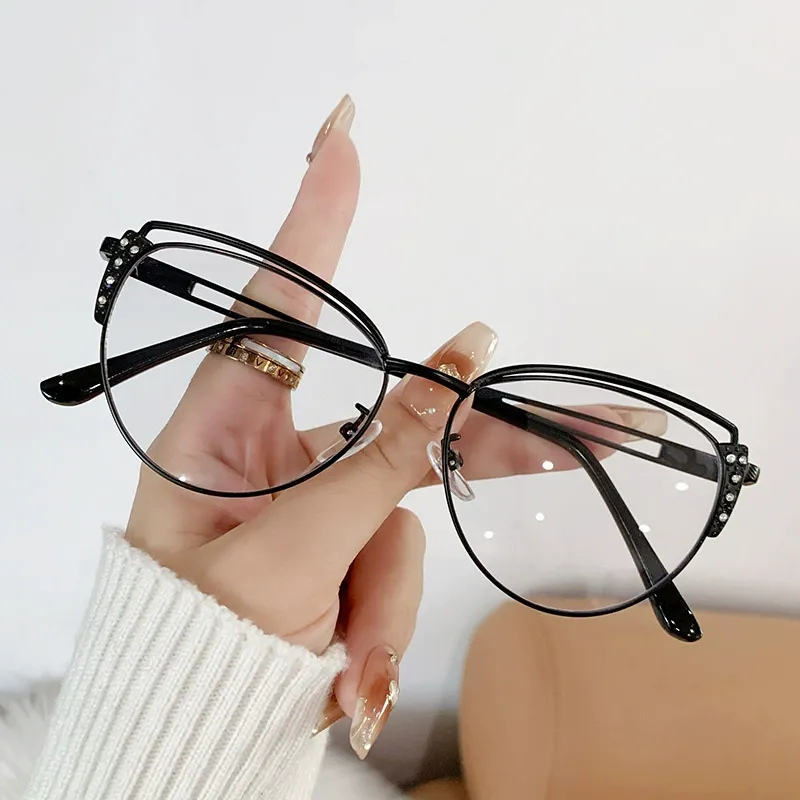 Diamond Cut Cat-Eye Frames for Women - Blue Silver