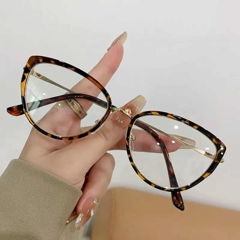 Cross-Border Fashion Photochromic Glasses - Tea Bean Flower
