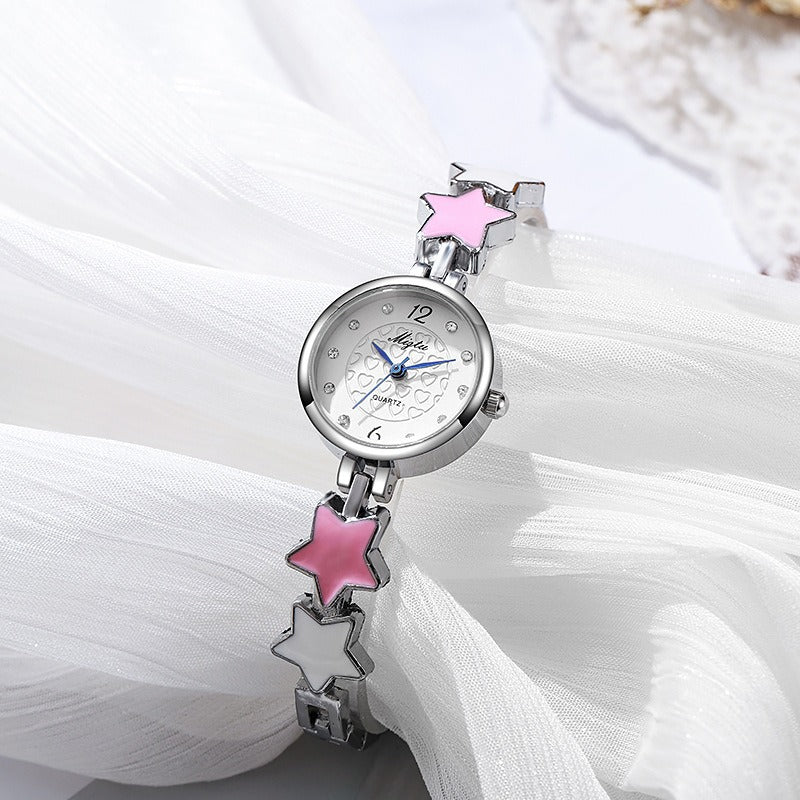 Quartz Pointer Round Dial Bracelet Watch